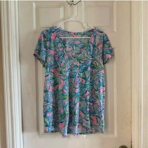 Lilly Pulitzer Etta V-Neck Top L Pelican Pink Off The Scales Blouse